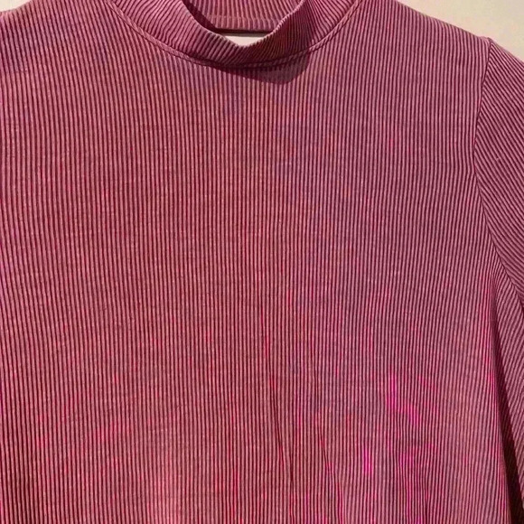 American Eagle Soft & Sexy Women’s Small Ribbed Short Sleeve Tee with Open Back - Picture 2 of 7